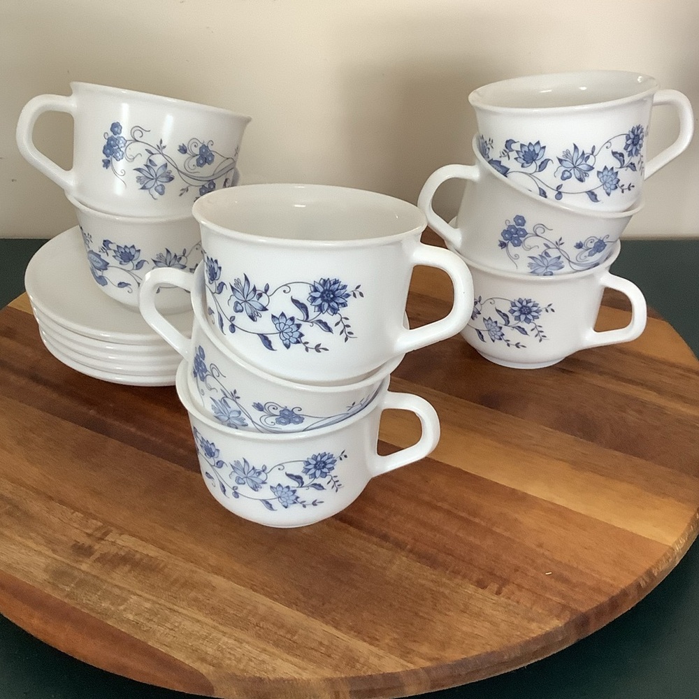 Lot of Vintage 70s Arcopal France "ASTER" Blue Floral Tea Cups & Saucers Set
